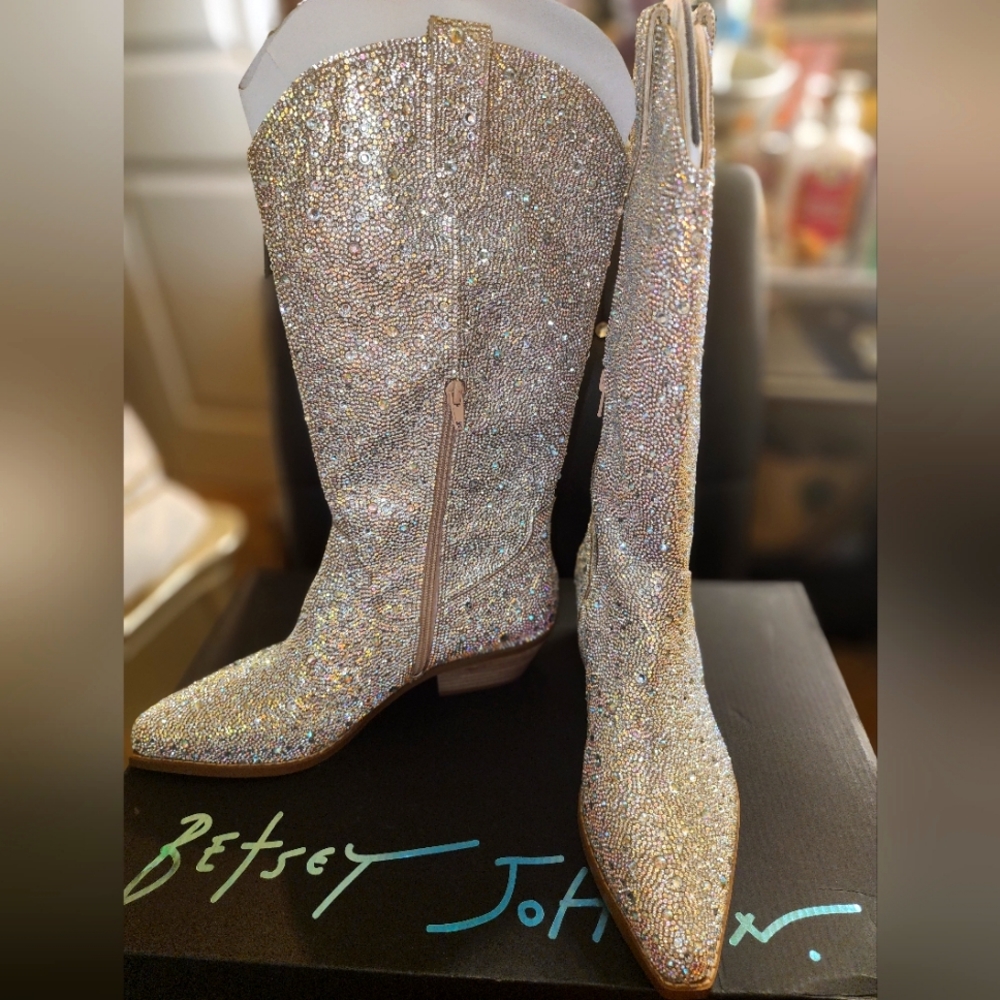 Betsy Johnson SB-Dalas rhinestone boots
